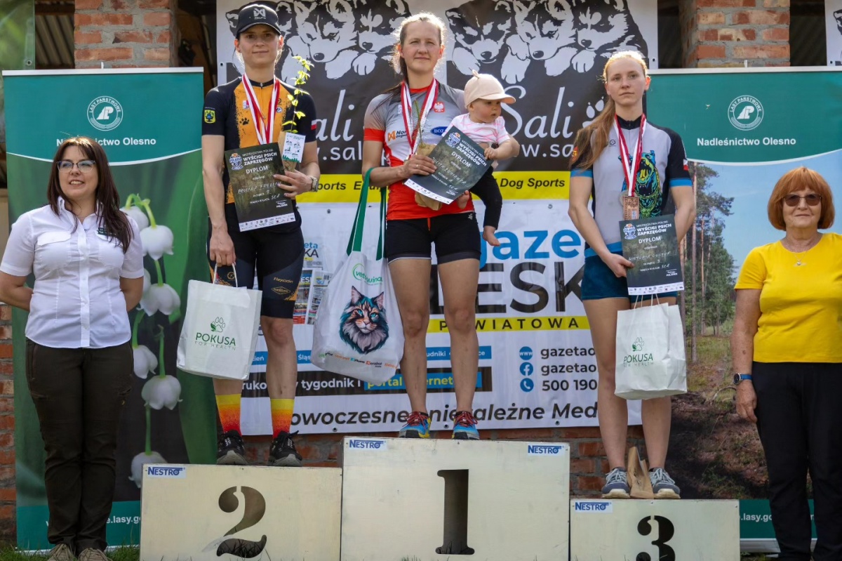 Julita, Nugat i Frugo z medalami