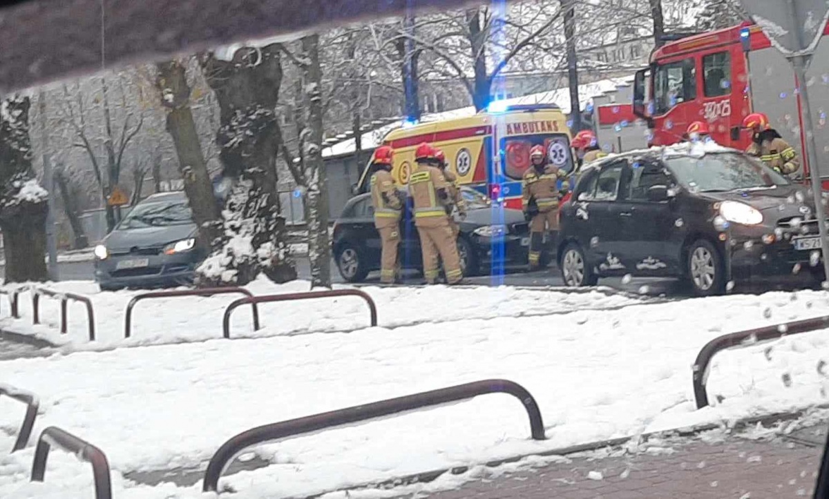 Zderzenie samochodów na ul. Młynarskiej