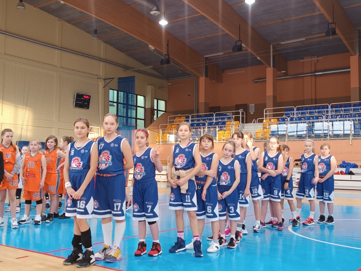 Dziennikarze lokalni uczniom: Turniej o puchar prezesa UKS MKK Siedlce