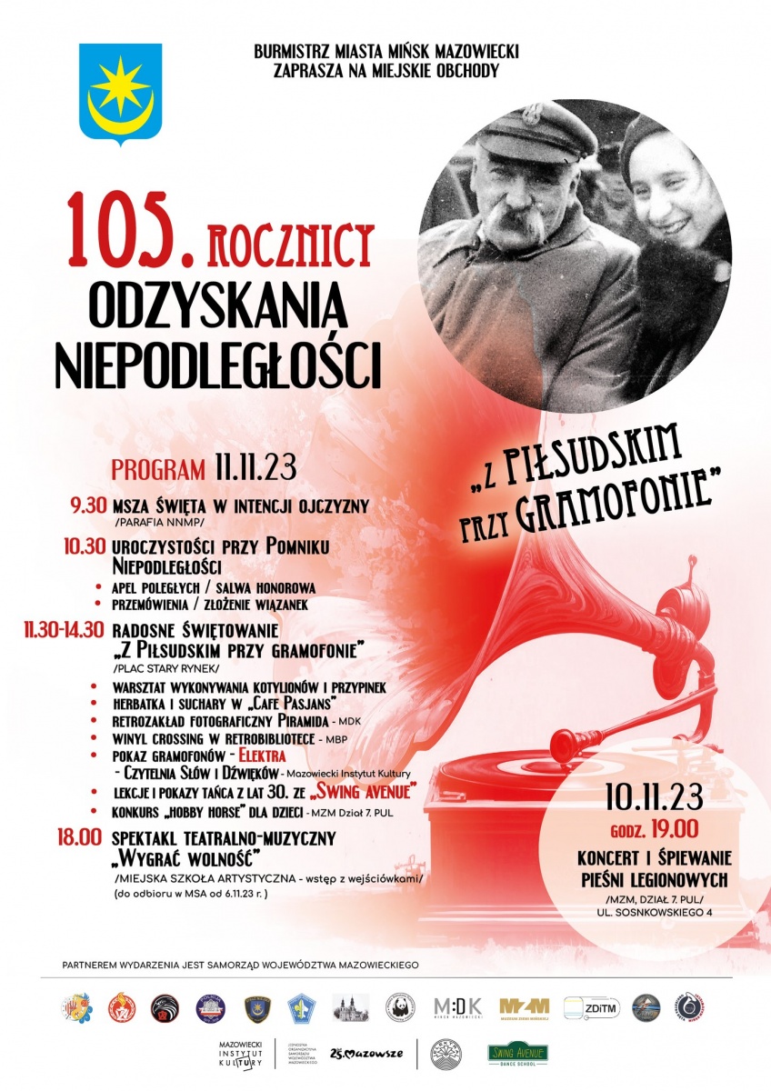 Z Piłsudskim przy gramofonie