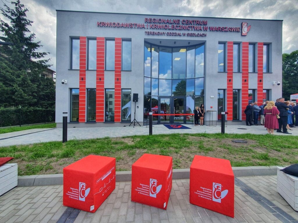 Krwiodawcy już w nowym Centrum Krwiodawstwa