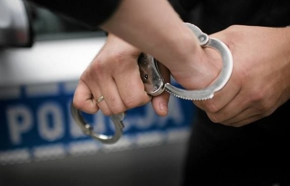 15-latek, będąc na wakacjach u babci, okradł kolegę
