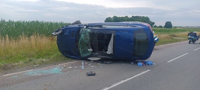 Wypadek pod Sterdynią: Obaj kierowcy trafili do szpitala