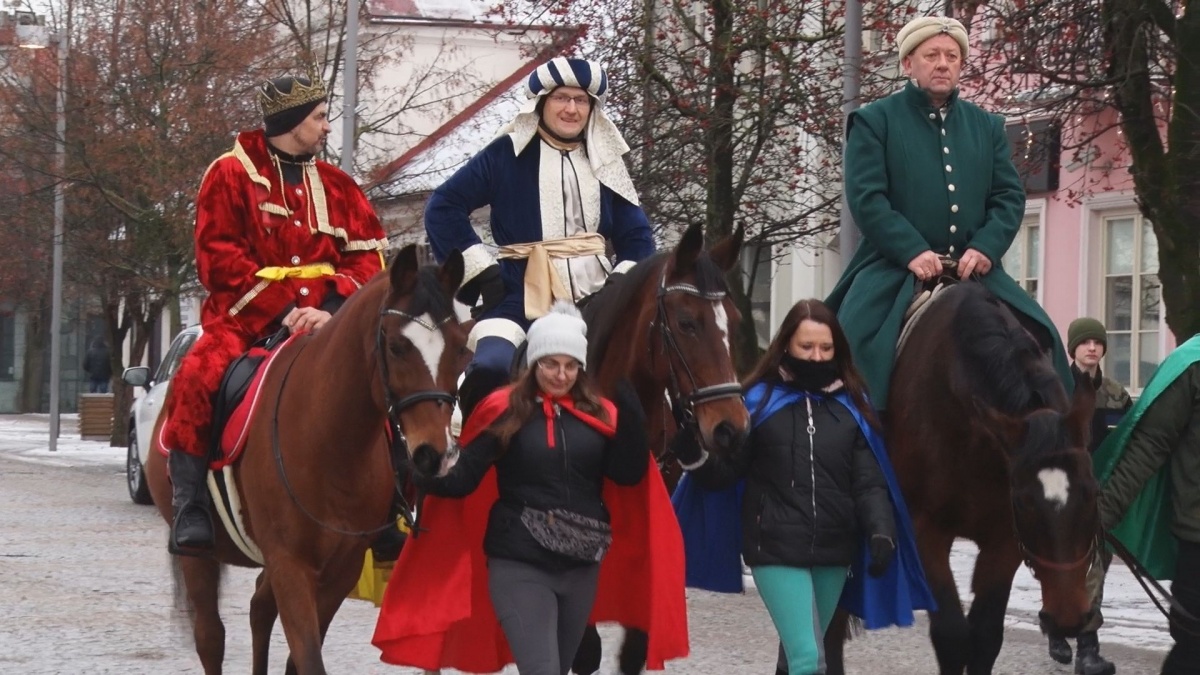 Orszak Trzech Króli przeszedł ulicami Węgrowa (zdjęcia)