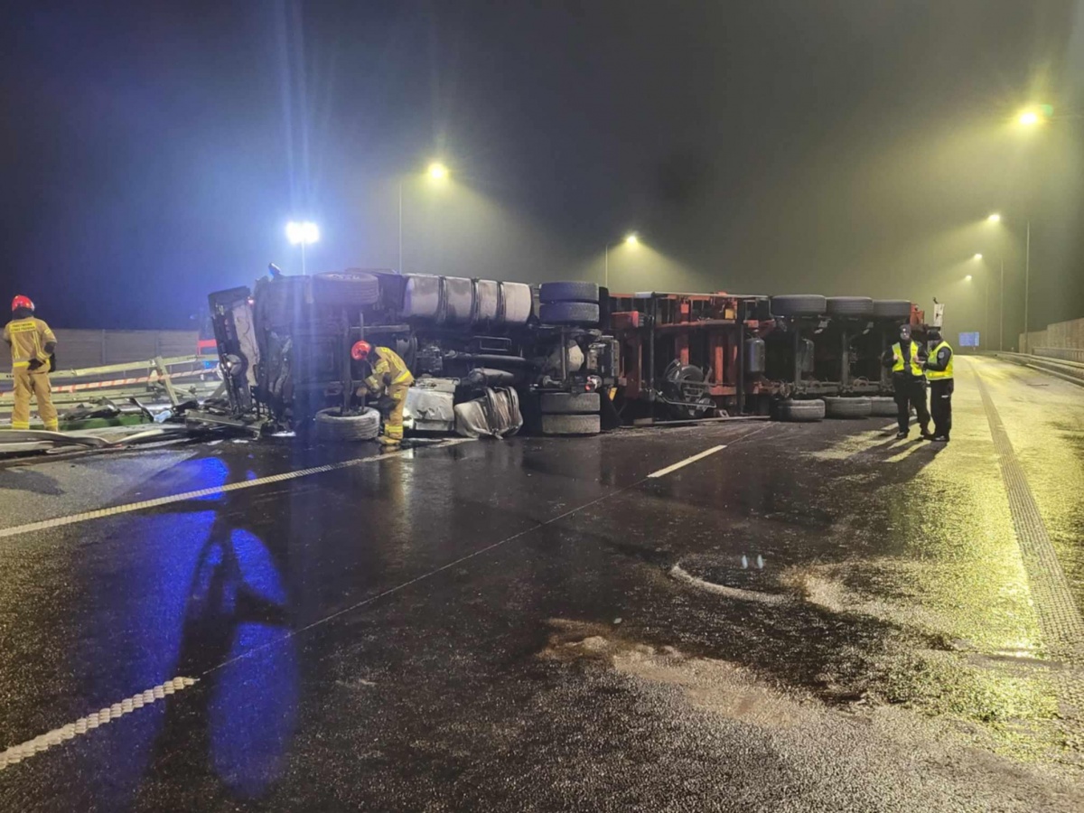 Autostrada A2 nieprzejezdna w kierunku Warszawy (aktualizacja)