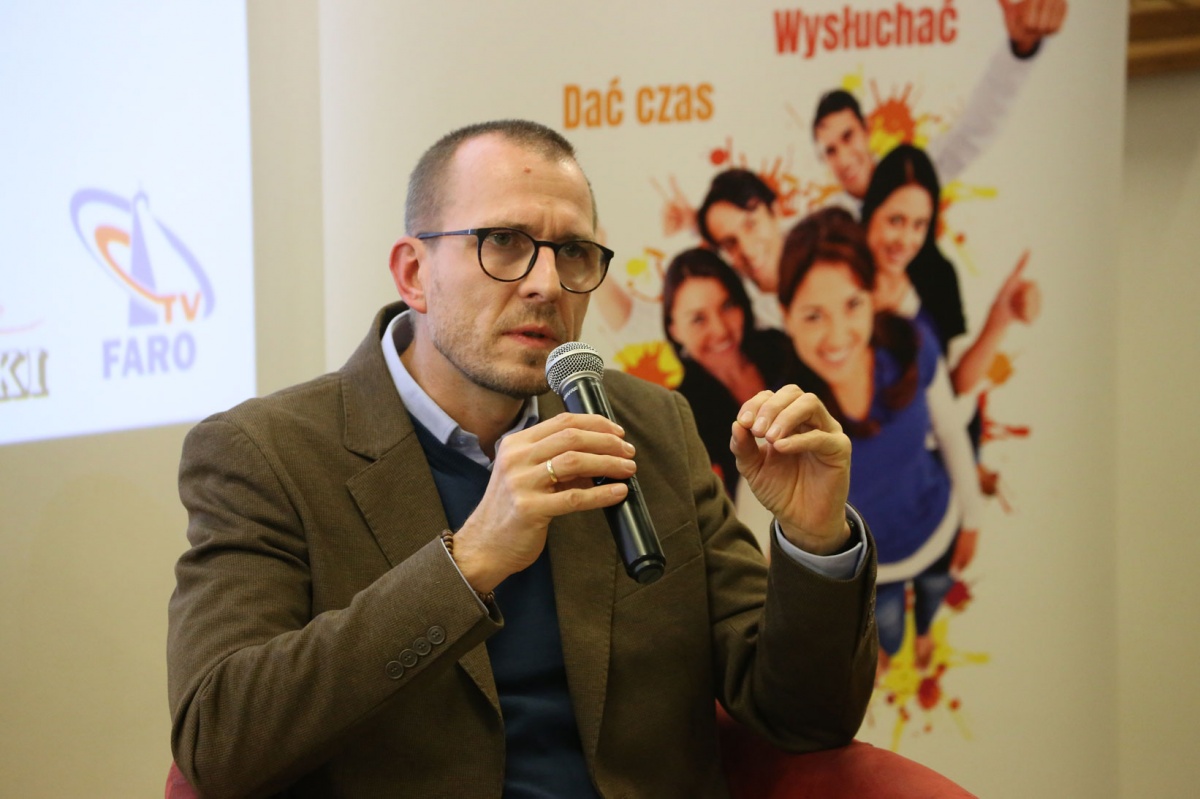 Duchowość charyzmatyczna powinna być w każdym z nas - mówił podczas spotkania prof. Aleksander Bańka