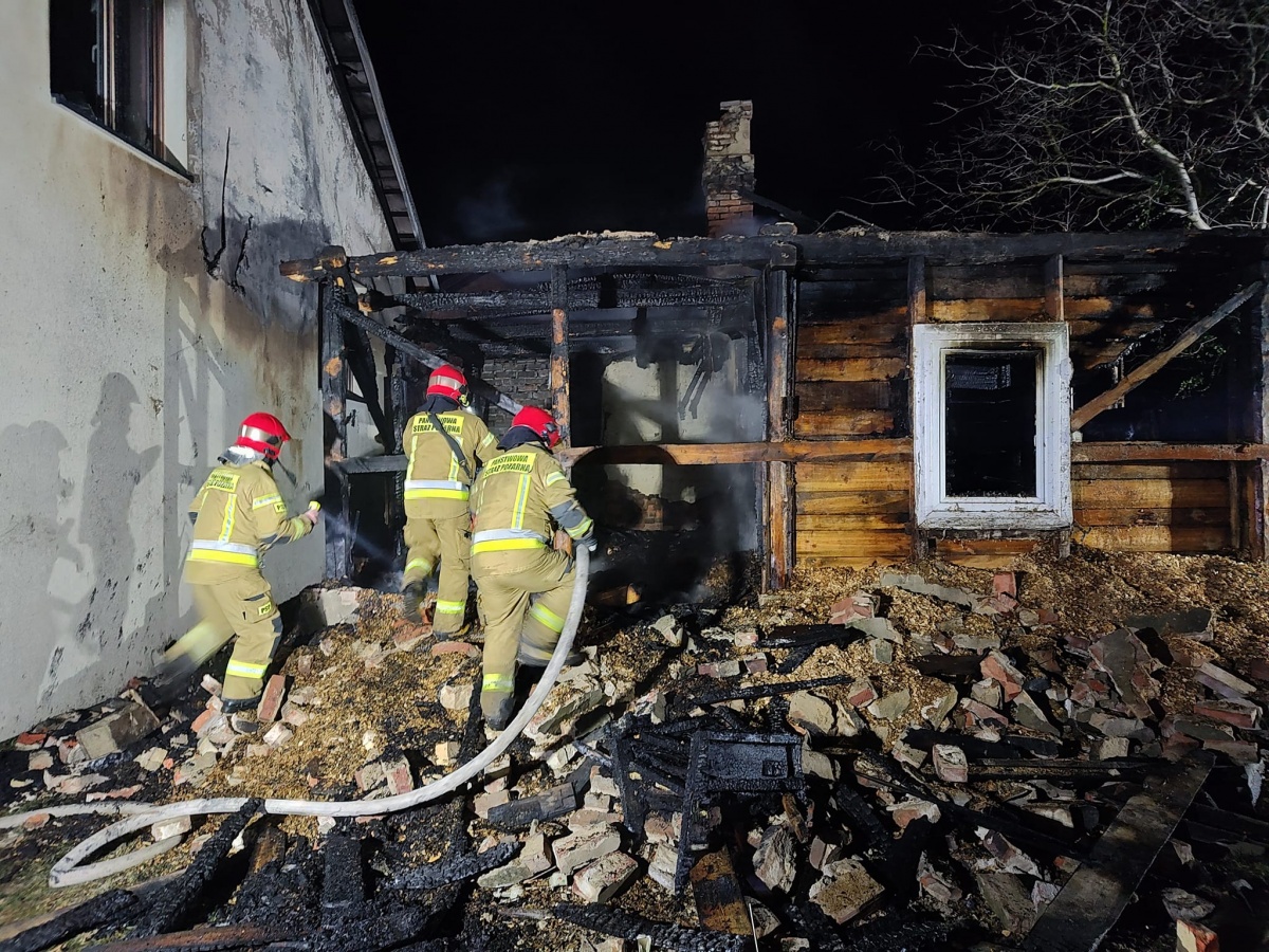 Pożar domu w gminie Siennica. Nie żyje 68-latek