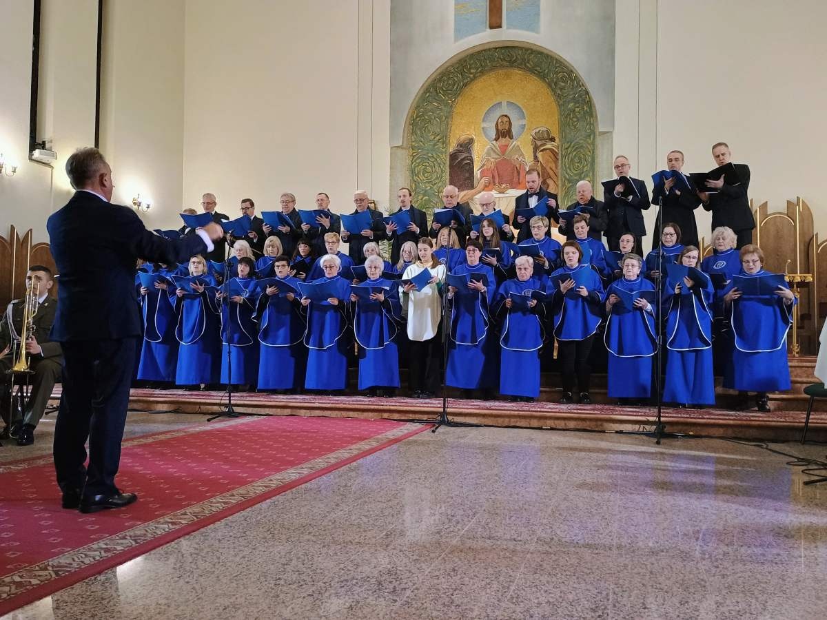 Podwójny jubileusz i prawdziwa uczta muzyczna w kościele pw. Bożego Ciała w Siedlcach (zdjęcia, filmy)