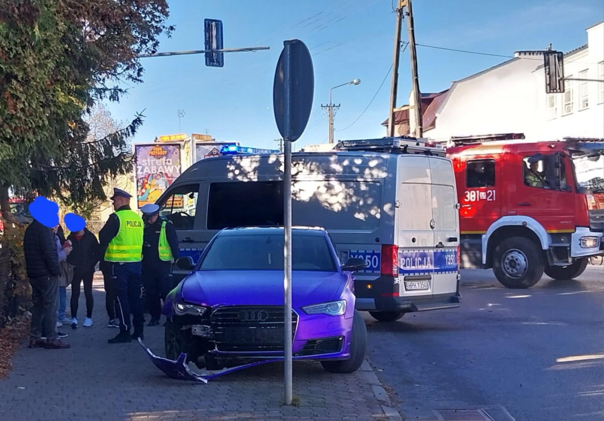 Zderzenie na skrzyżowaniu ulic Piłsudskiego- Wojska Polskiego -Szkolna
