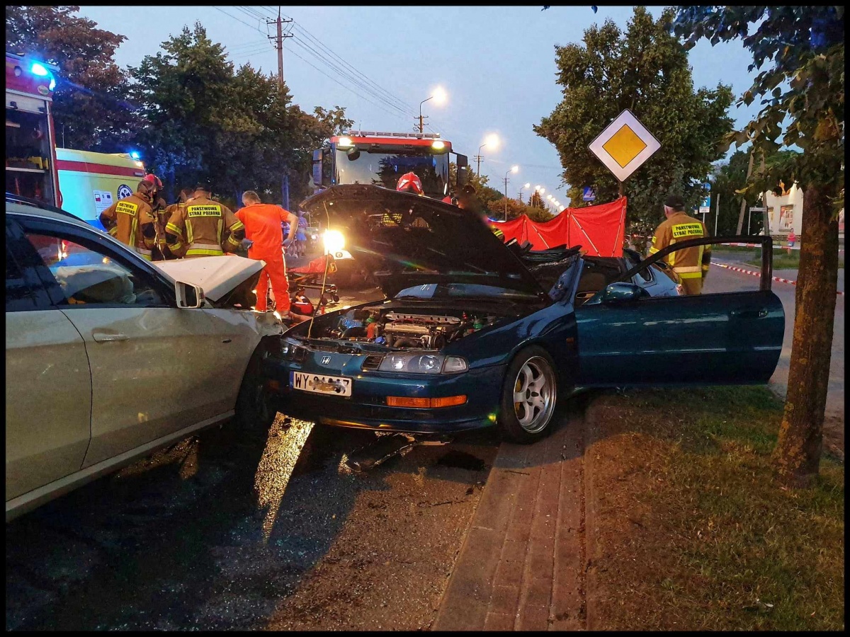 Wypadek na ul. Warszawskiej w Siedlcach. Pasażer nie przeżył