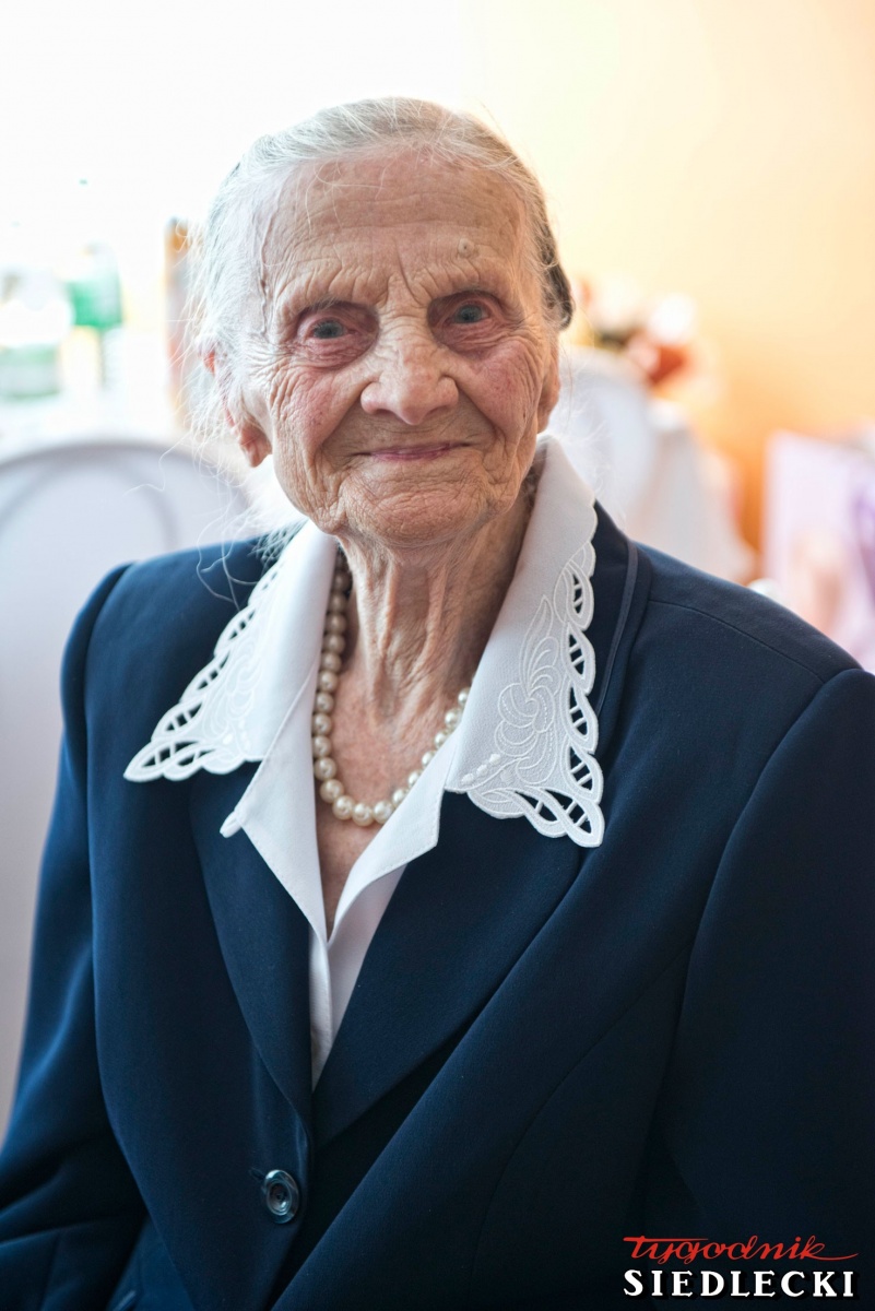 Pani Kazimiera Krzymowska ma 100 lat (zdjęcia+filmy)