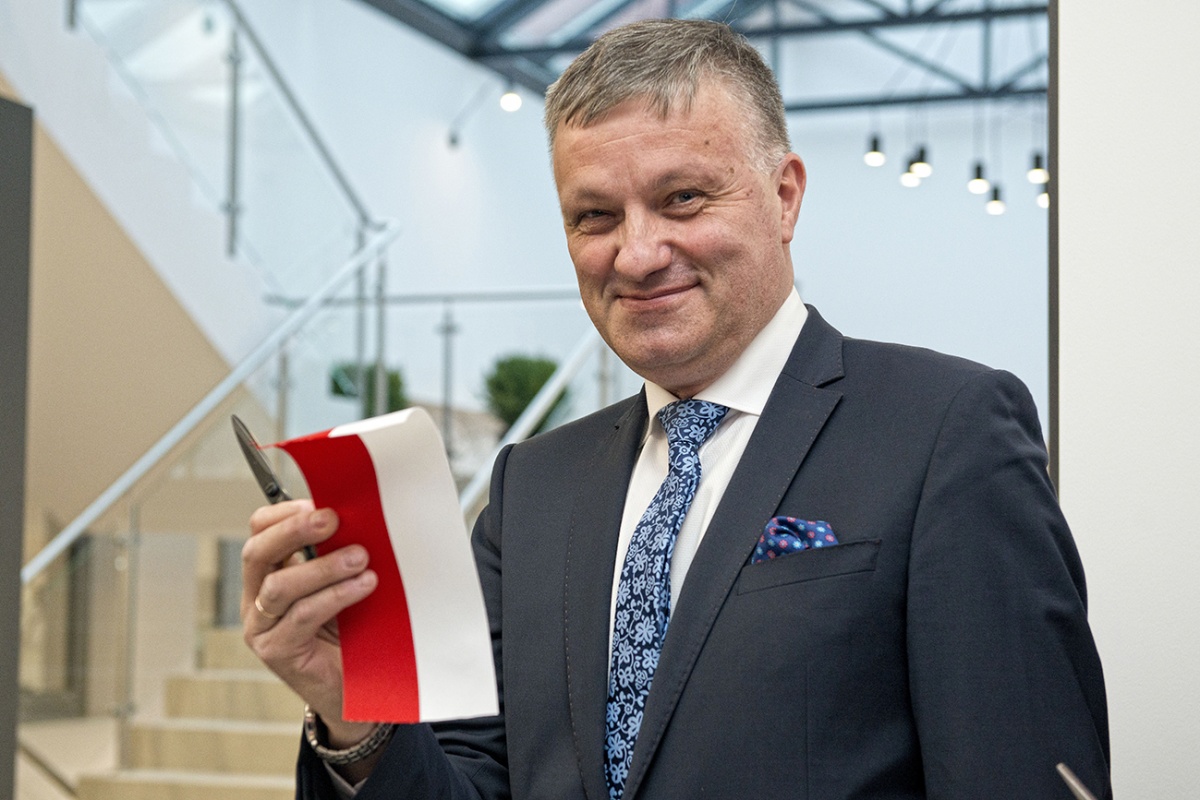 Poseł Grzegorz Woźniak wydał oświadczenie. „Mamy bardzo mocne listy do rady powiatu, dlatego spotyka nas tak silny atak”