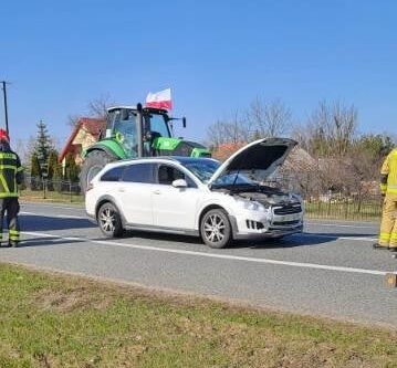 Uwaga wypadek! Utrudnienia w ruchu!