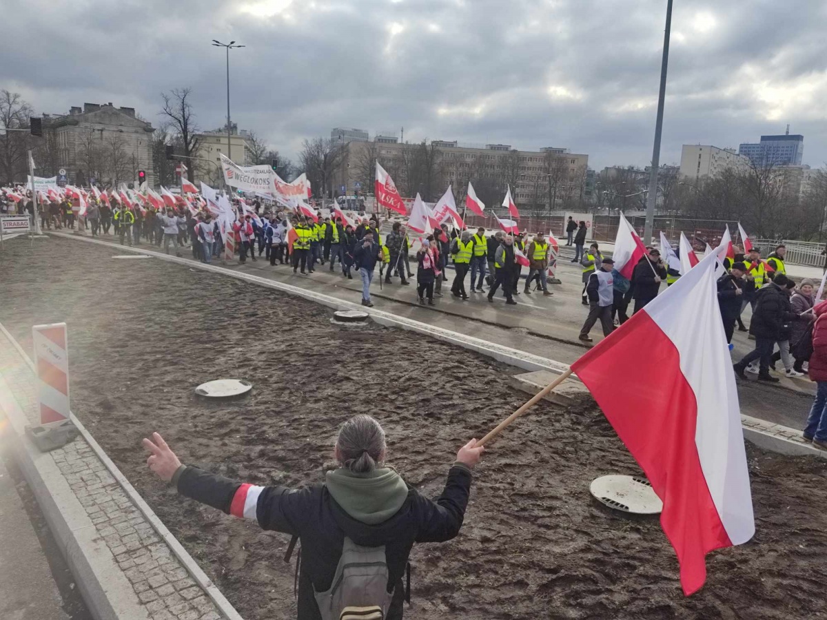 Trwa protest rolników w Warszawie