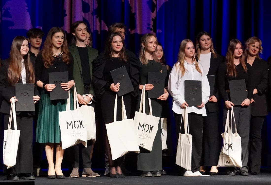 Laureaci konkursu sztuki recytatorskiej i poezji śpiewanej „Kamień Wiary”