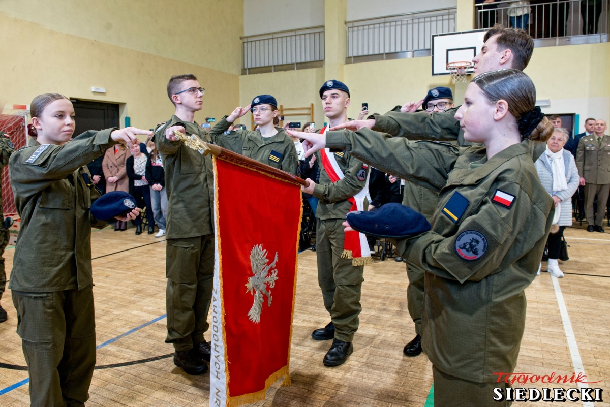 Uroczystość ślubowania w ZSP nr 1