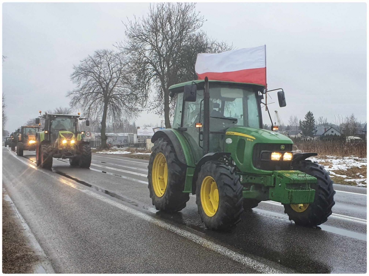 Rolnicy z powiatu siedleckiego tez protestują (zdjęcia, filmy)
