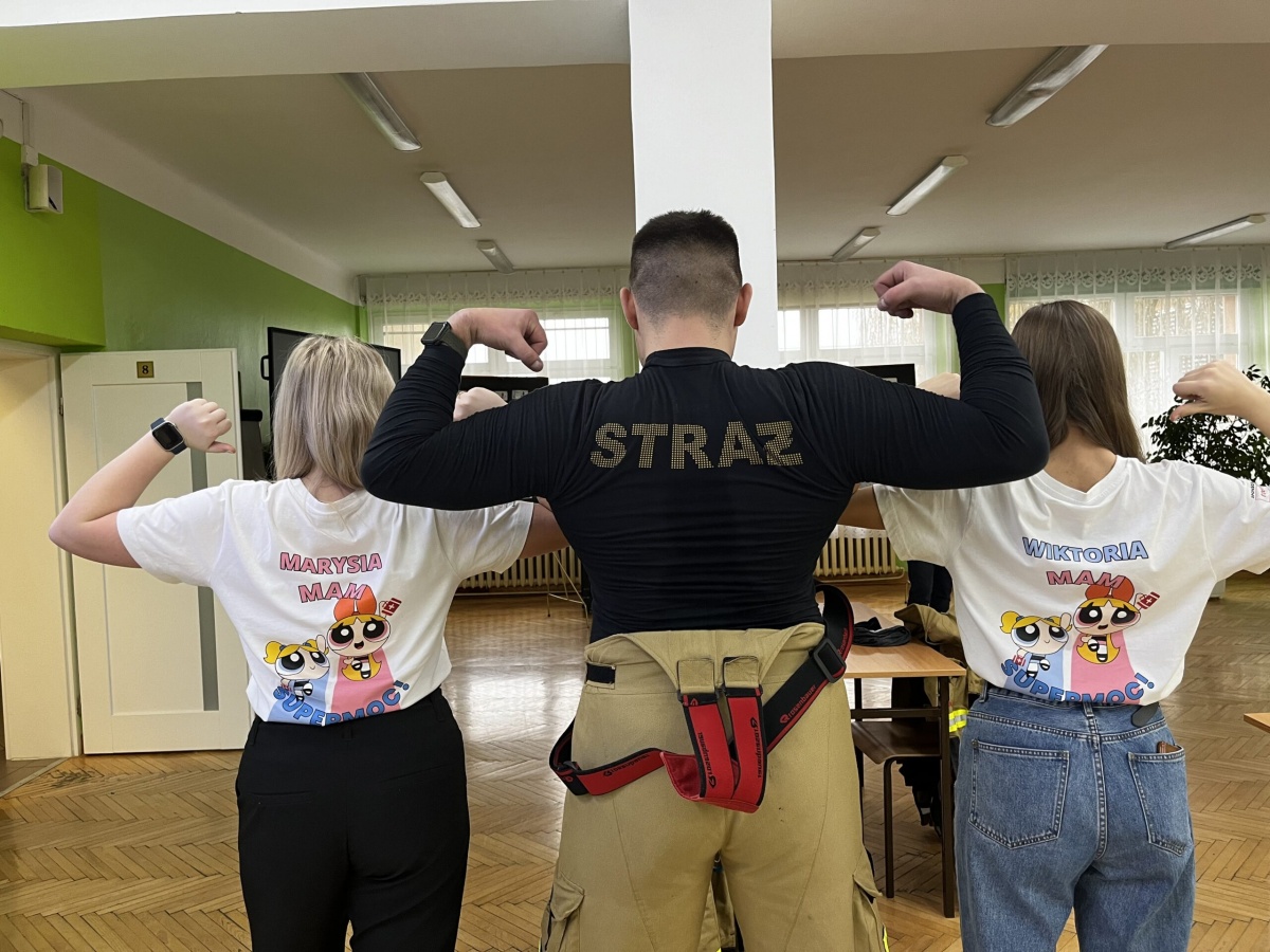 Strażacy OSP Zbuczyn szkolili uczniów z Ekonomika (patronat TS)