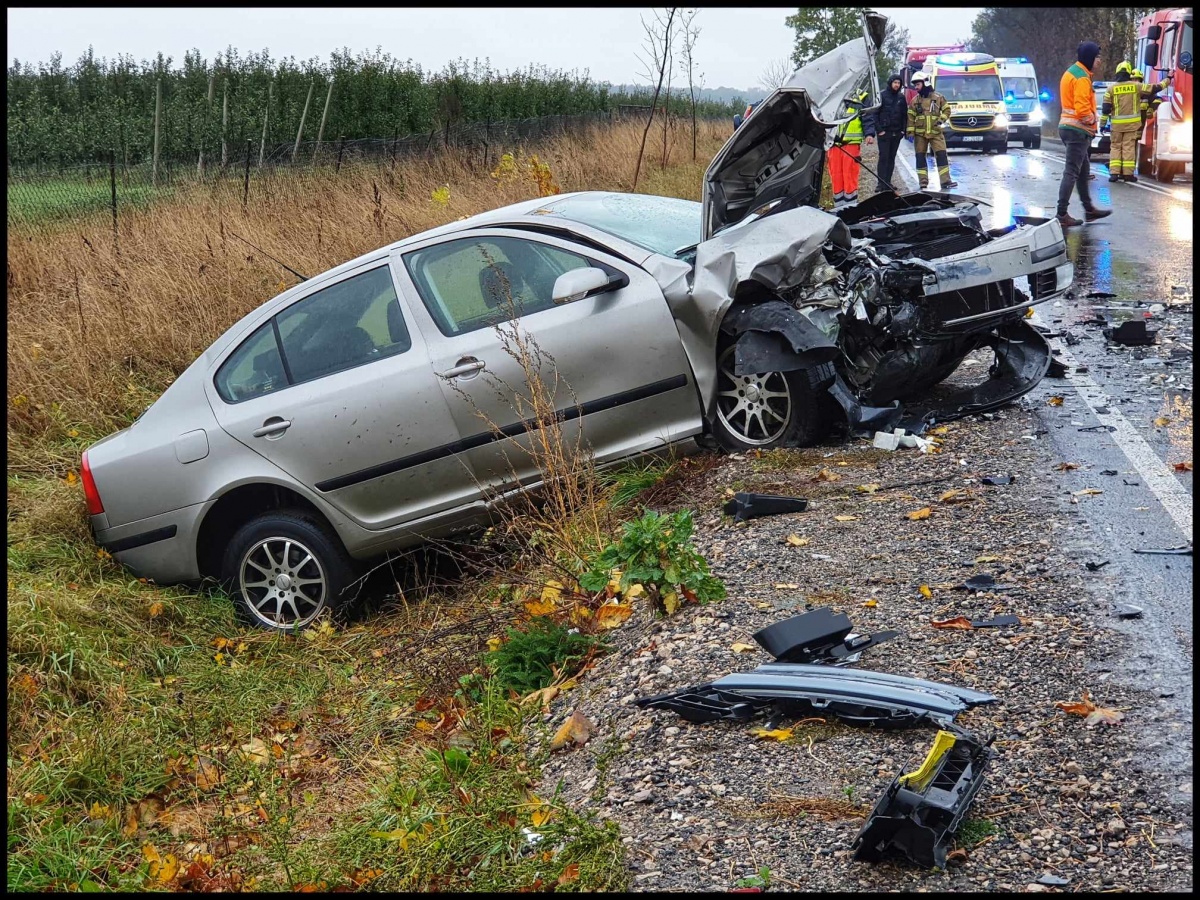 Wypadek w Suchożebrach. Pięć osób trafiło do szpitala