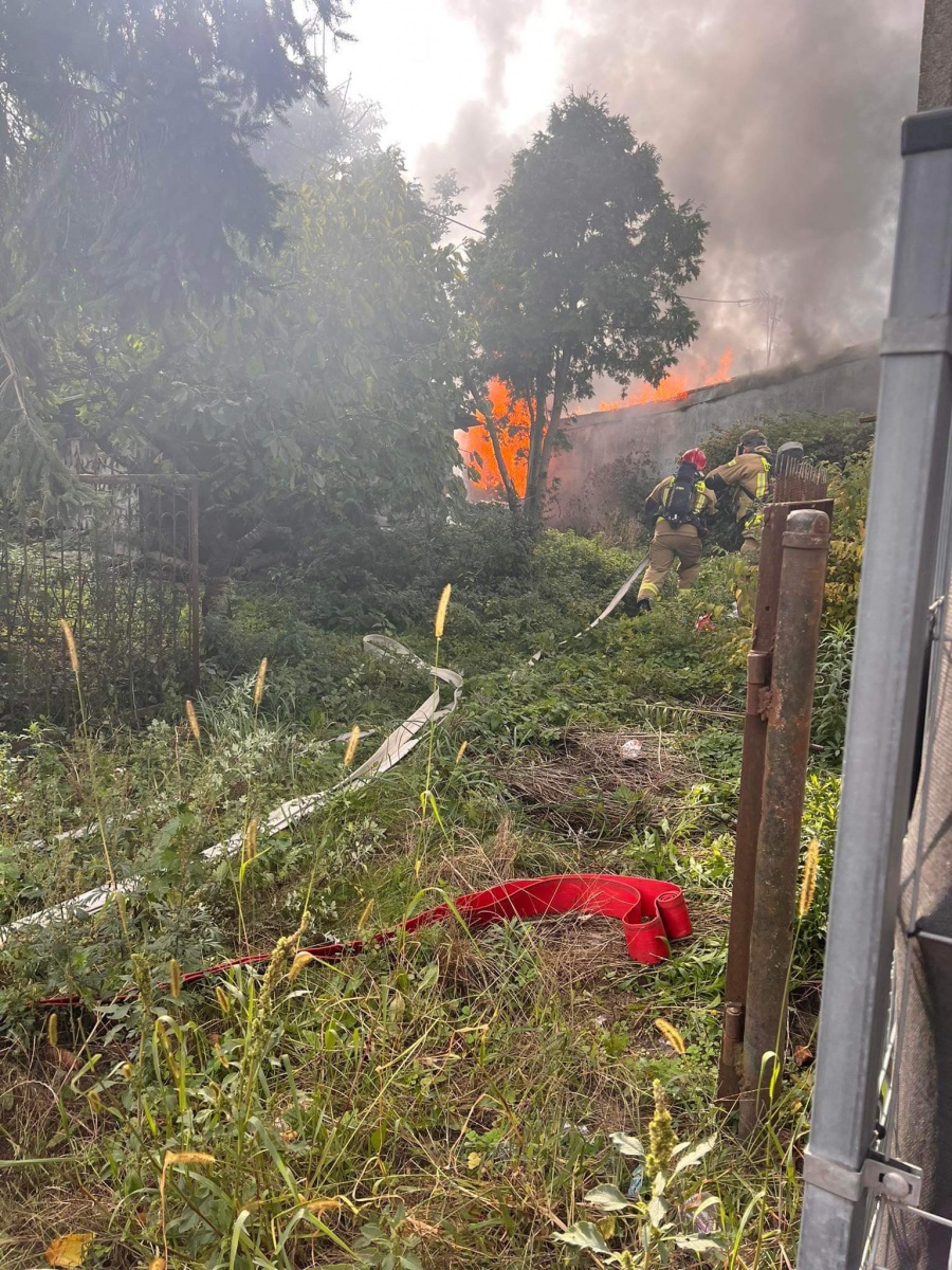 Pożar domu przy ul. Piaskowej w Siedlcach - znaleziono zwęglone zwłoki