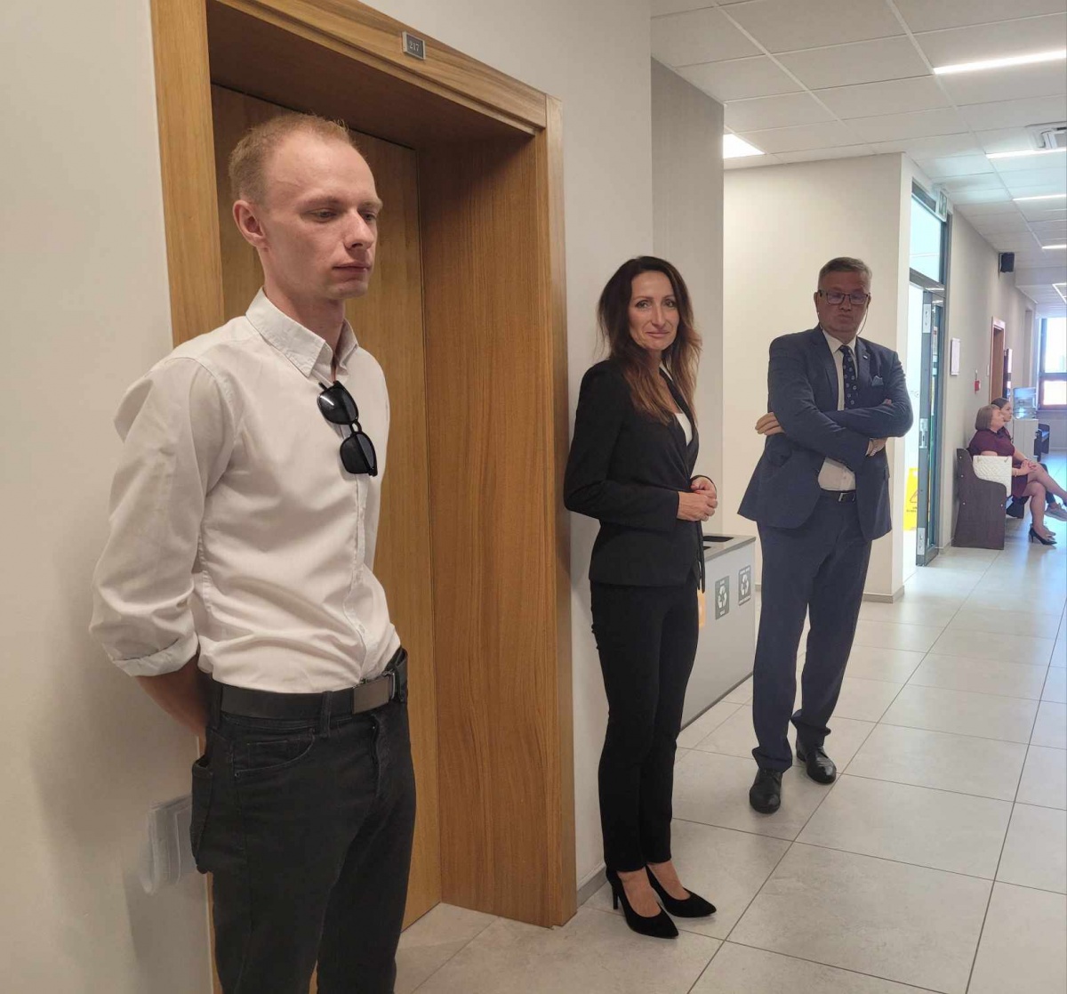 Woźniak i Kurowska pozwali portal w trybie wyborczym