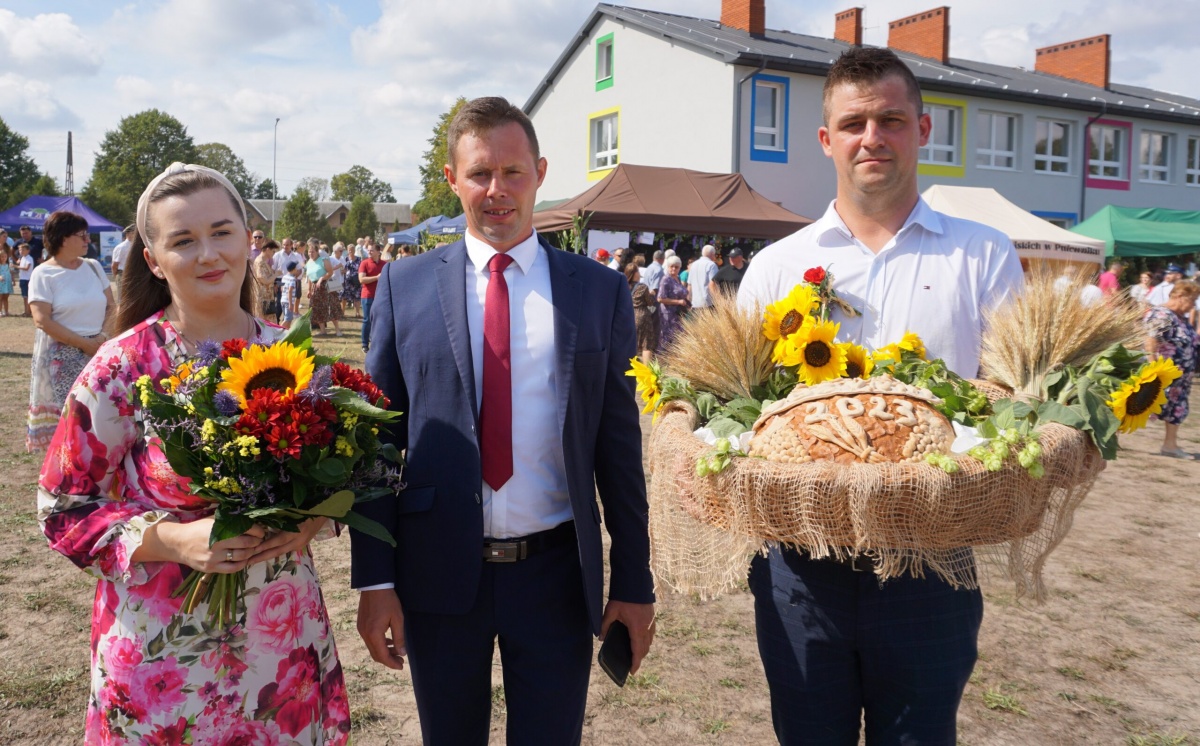 Dożynki powiatowe w Wierzbnie (zdjęcia)