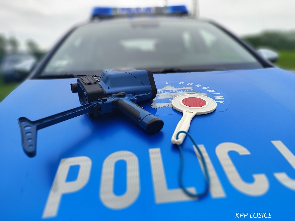 Pijany wiózł dzieci bez fotelików. Matka była pasażerką…