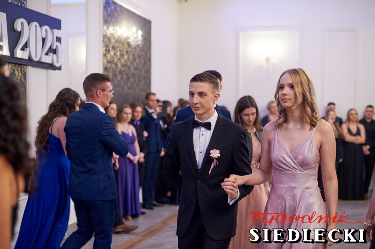 Studniówka w Rolniku
