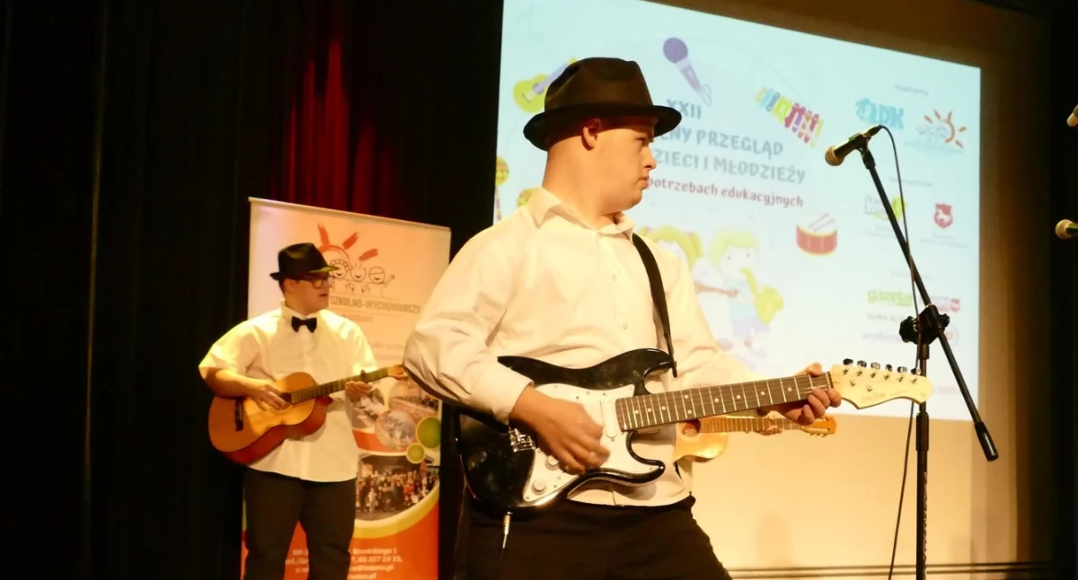 XXII Regionalny Przegląd Piosenki w Łosicach – wyjątkowe talenty na scenie! (galeria zdjęć)