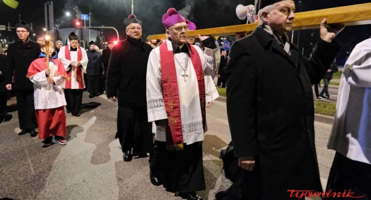 Siedlce: Miejska Droga Krzyżowa w Niedzielę Palmową 