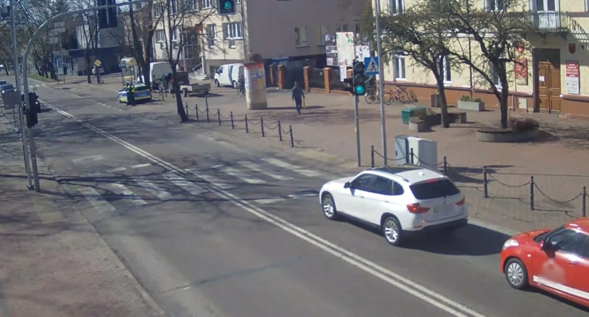 Kierująca bmw zatrzymana za blokowanie ruchu i jazdę po alkoholu