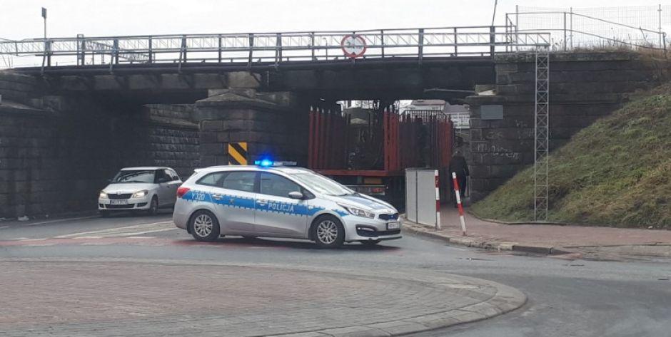 Utrudnienia pod wiaduktem łukowskim