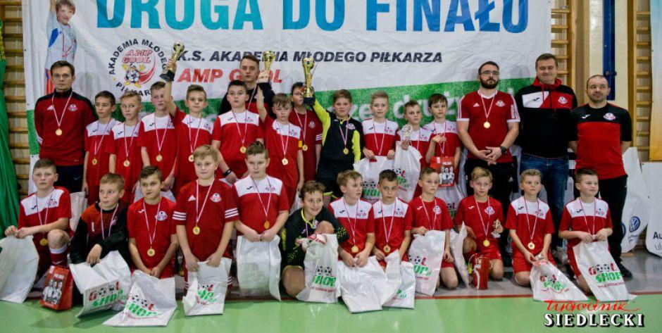 Dzieci Dzieciom - pomoc dla Stasia