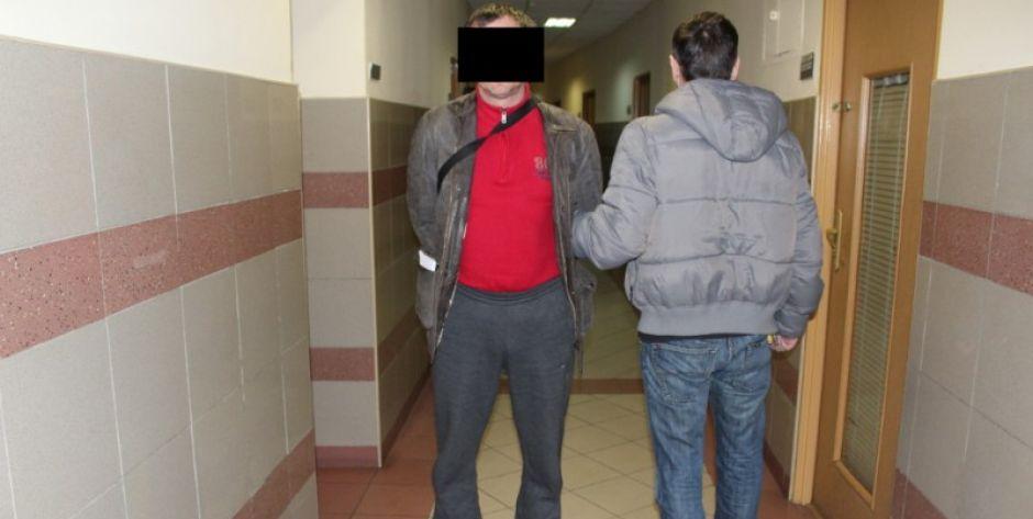 Policjanci z Sulejówka zatrzymali nożownika