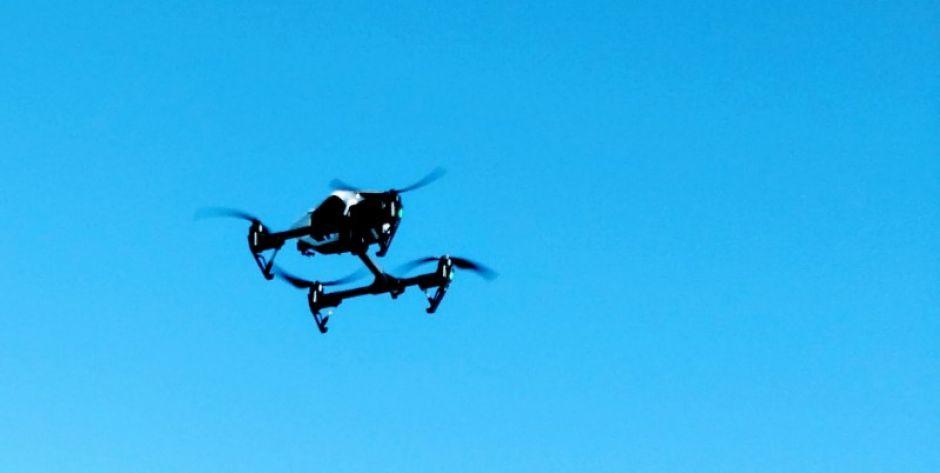 Tygodnik z uprawnieniami! Możemy komercyjnie latać dronem! 