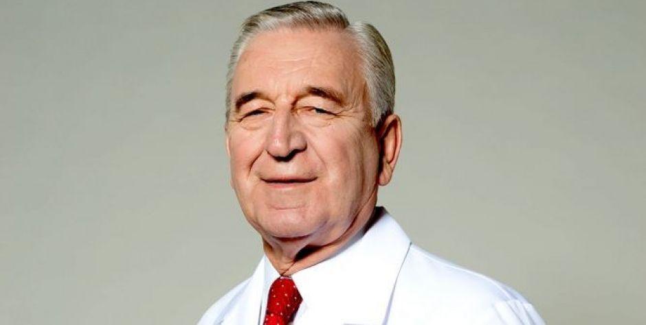 Prof. Szaflik: pojawiające się po 40. problemy z czytaniem to zwykle presbiopia