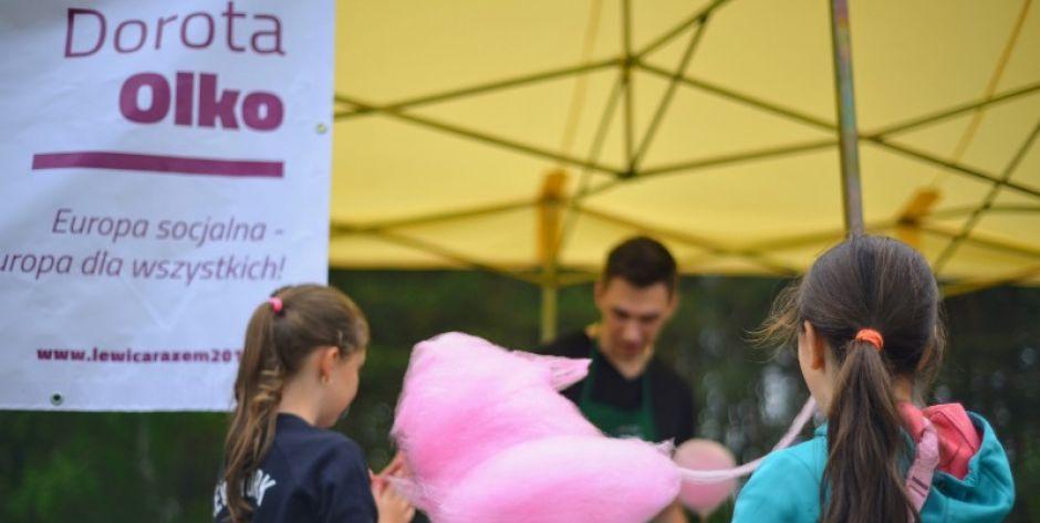 Wata cukrowa i rozmowy o polityce - Lewica Razem przekonywała do siebie wyborców w Siedlcach