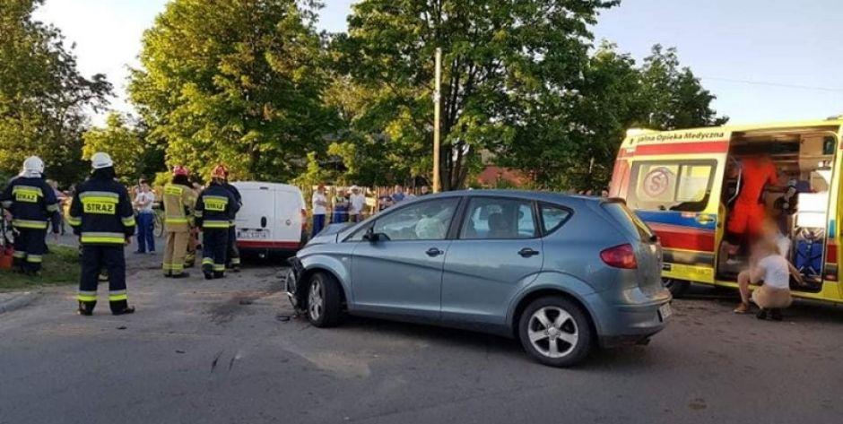 5 osób rannych w wypadku: 3 dzieci, nastolatek i kobieta w ciąży (aktualizacja)