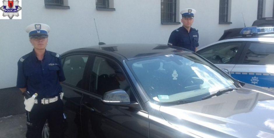 Pędziła do 95-letniego ojca, który zasłabł. Pomogła jej policja
