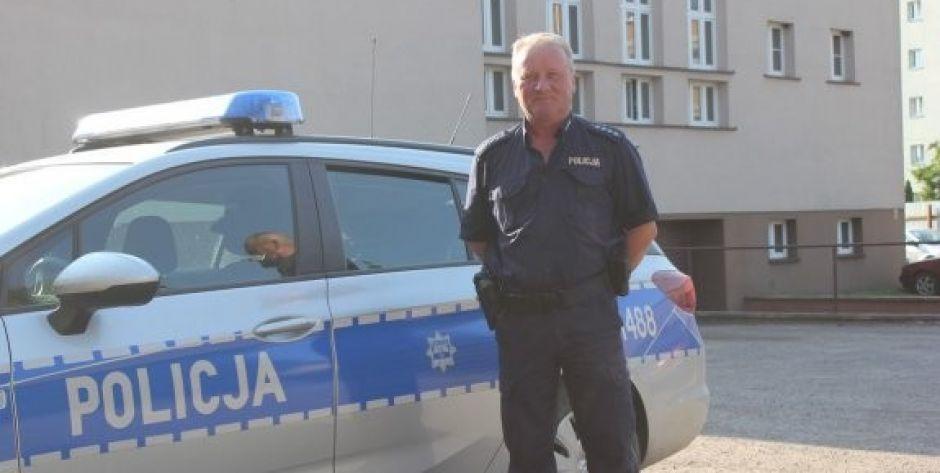 Policjant odnalazł zaginionego staruszka w polu kukurydzy