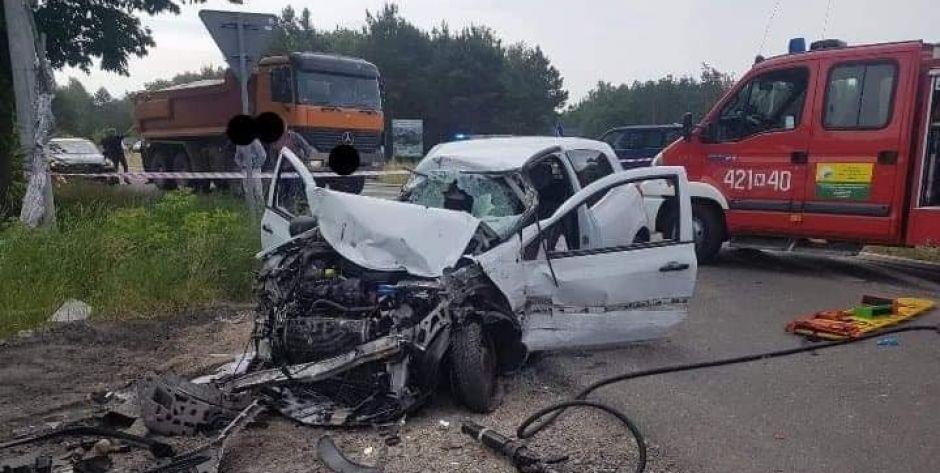 Zderzenie trzech pojazdów w Wildze