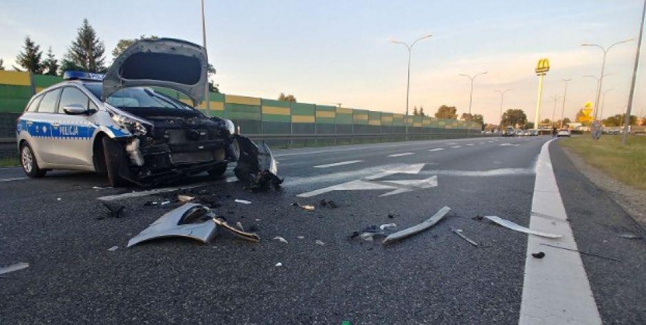 Wypadek po pościgu/Policjant ranny/Duże korki na Dwójce!!! 