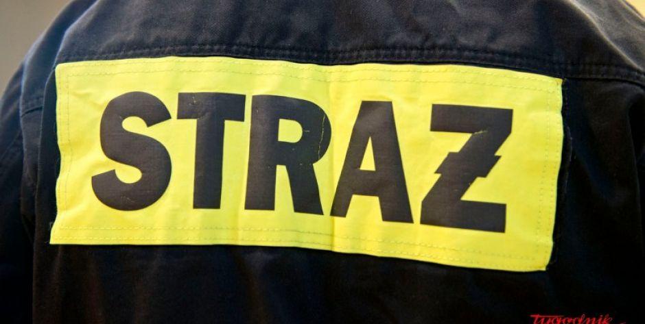 Garaż i łódź dla strażaków