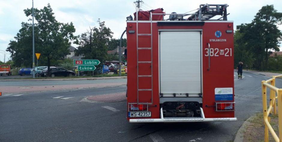 Rozlany olej na ulicy Łukowskiej w Siedlcach