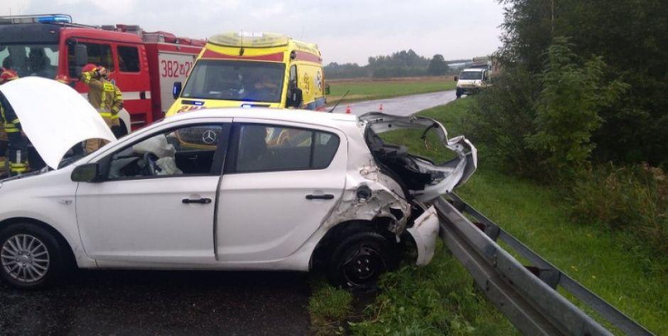Wypadek w Żebraku. Jedna osoba ranna