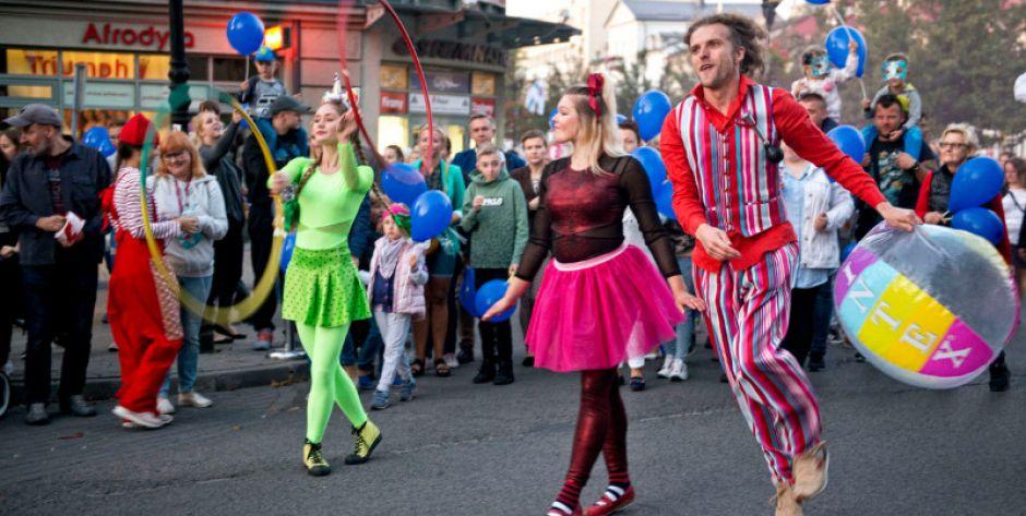 Niesamowite teatry na siedleckim placu