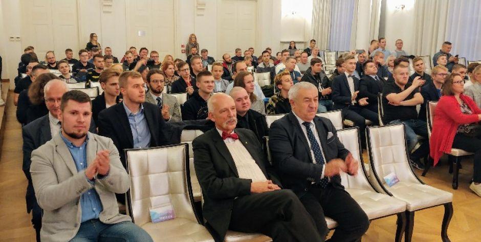 Janusz Korwin-Mikke w Siedlcach: Musimy zmienić ustrój