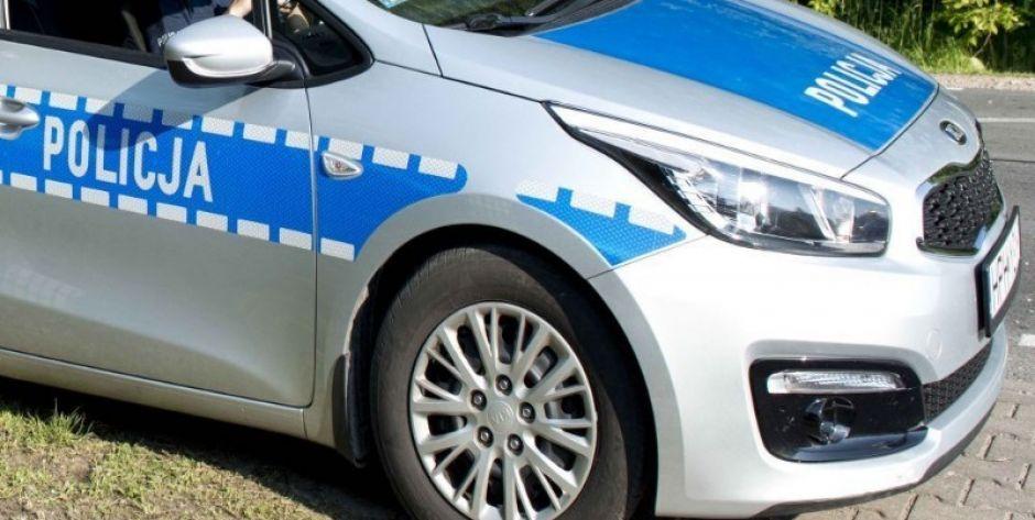 Zerwali 25 plakatów wyborczych! Zatrzymała ich policja!