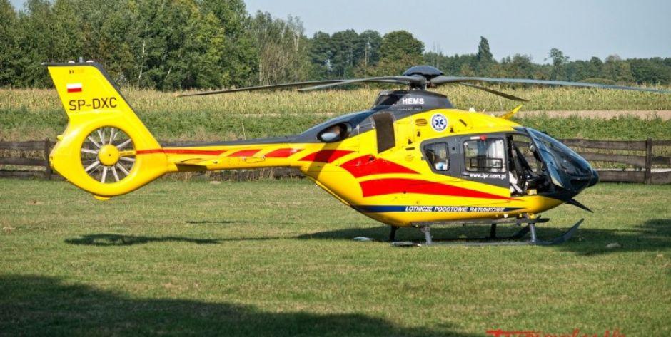 Motocyklista przetransportowany śmigłowcem do szpitala