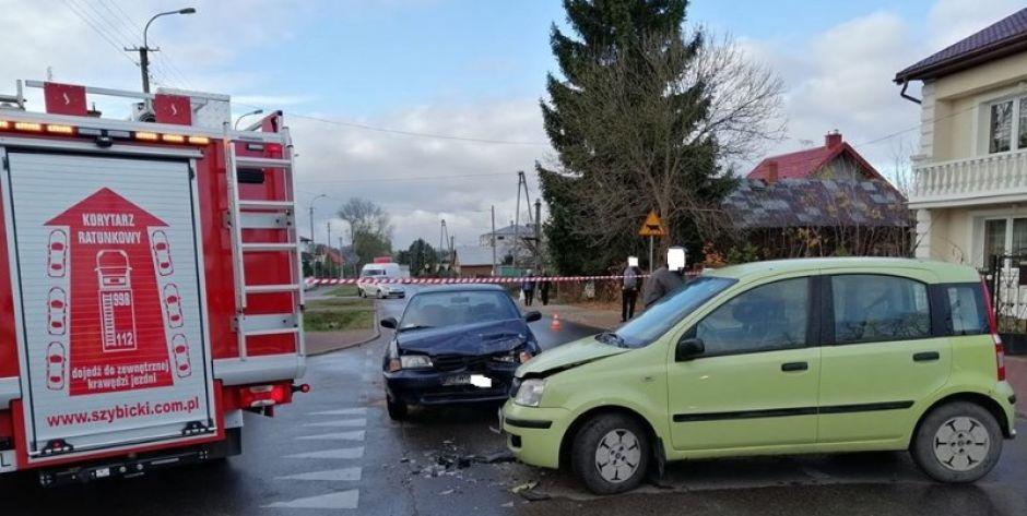 Jedna osoba ranna po zderzenia samochodów w Siennicy